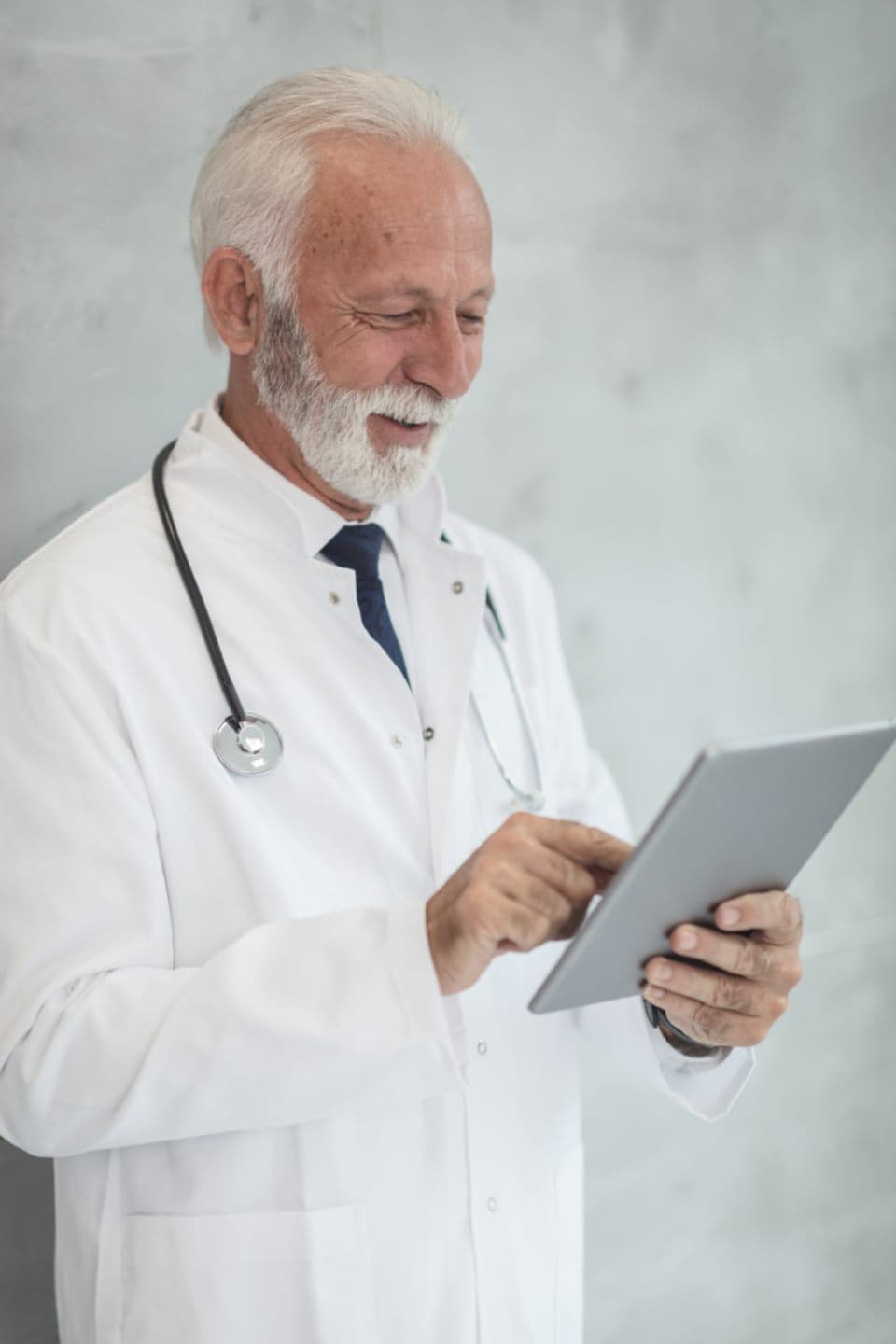 Dr. Carlos Ribeiro
